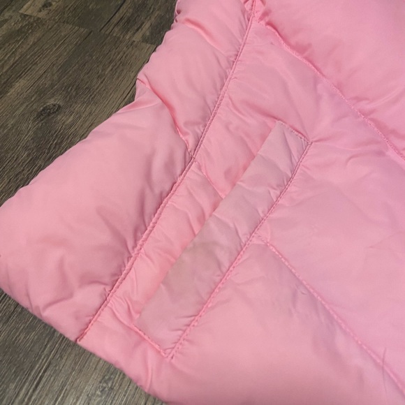 Add down vest - Picture 5 of 11